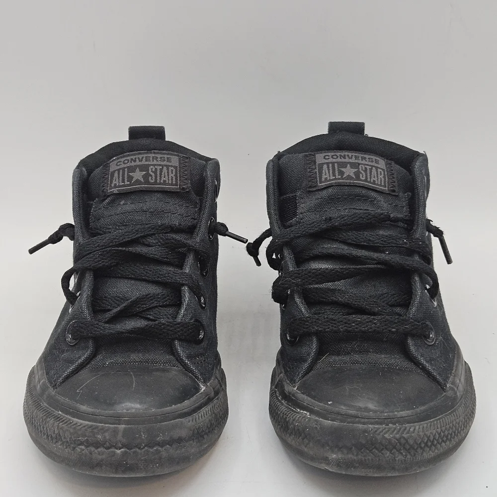 Converse chuck taylor allstar skater sneakers size 1.5
